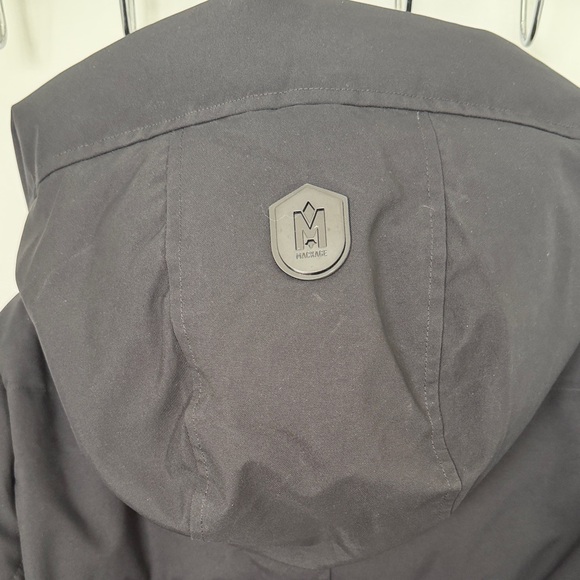 Mackage Shyla-NF 2 in 1 Coat with Removable Bib - Picture 9 of 16